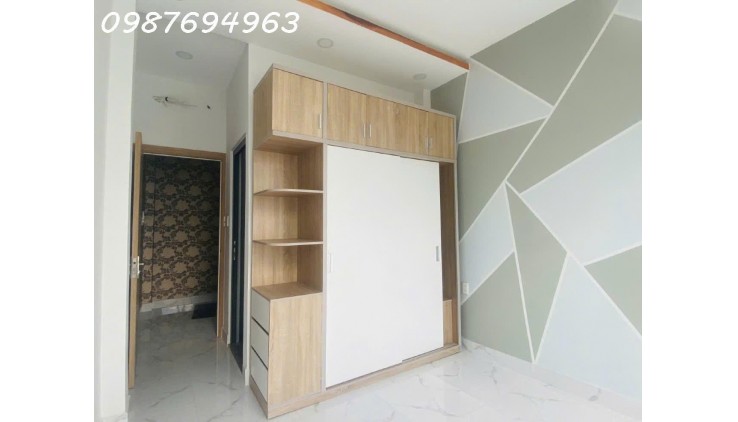 Q4 ĐOÀN VĂN BƠ NHÀ MỚI VÀO Ở NGAY GẦN CHỢ GẦN TRƯỜNG ĐẠI HỌC 4.xT